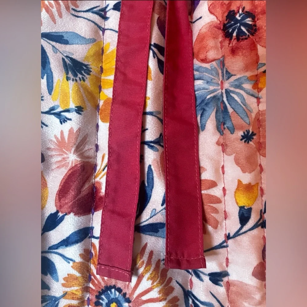 Pioneer Woman King Sham 1x Red White Multi-Color Floral Missing One Tie